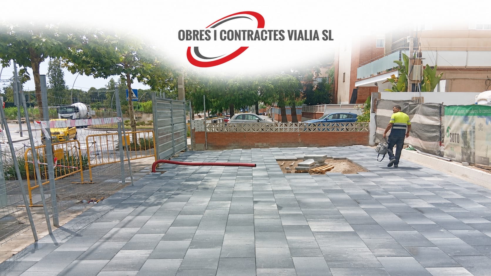 Pavimentació de voreres amb llambordes — obra real d'OBRES I CONTRACTES VIALIA S.L.